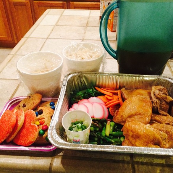 Dinner delivery from Carolyn Ito. Udon, chicken, veggies, and cookies!