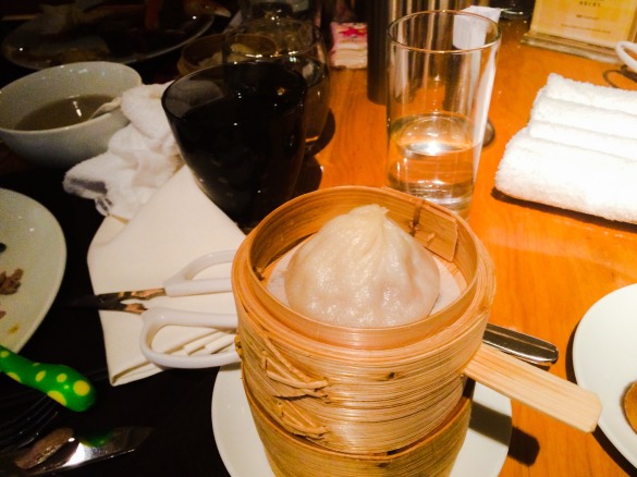 The buffet at Cafe Too Island Shangri-la is so fancy that they put together & steamed this xiao long bao in front of me!